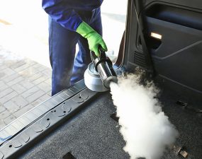 Chemické čištění interiérů aut